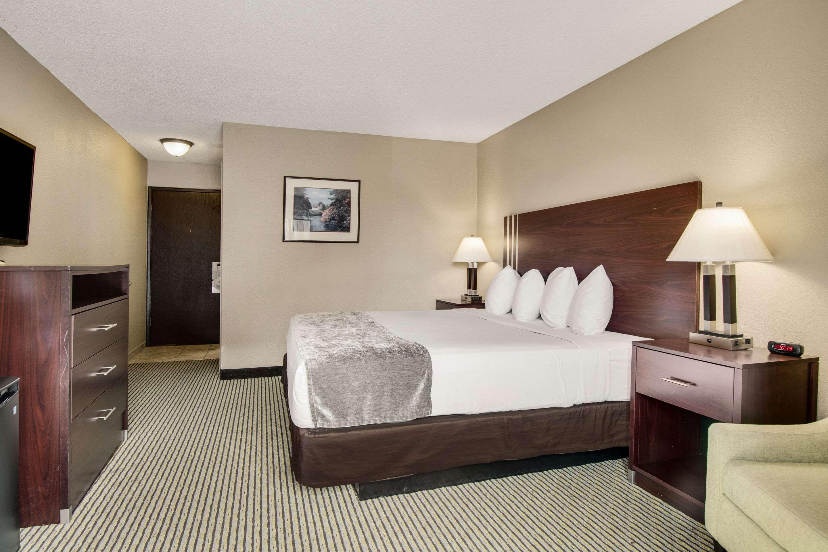 Rodeway Inn&suites - Jantzen 2*