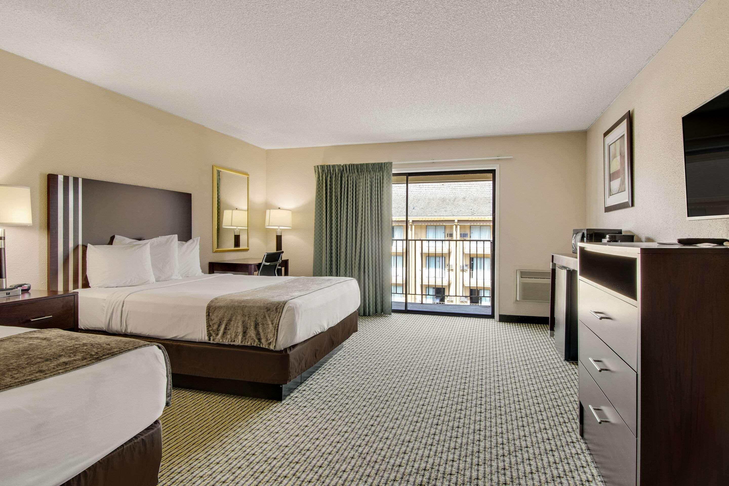 Rodeway Inn&suites - Jantzen Hotel Portland